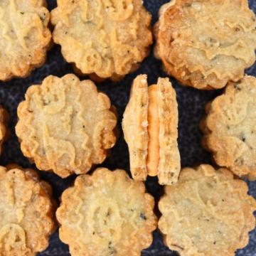 Sablé parmesan et poivron d’Halloween